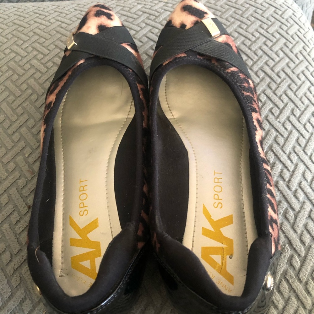 Leopard flats